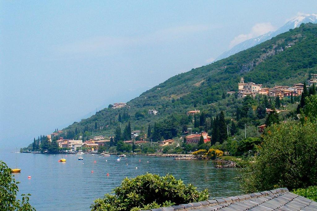 Attico Nel Borgo Appartement Torri Del Benaco Buitenkant foto